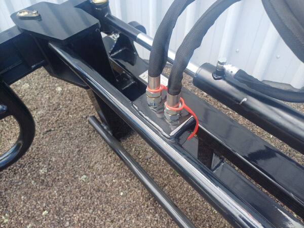 LandMax 3 Point Linkage Bale Grab - Image 14