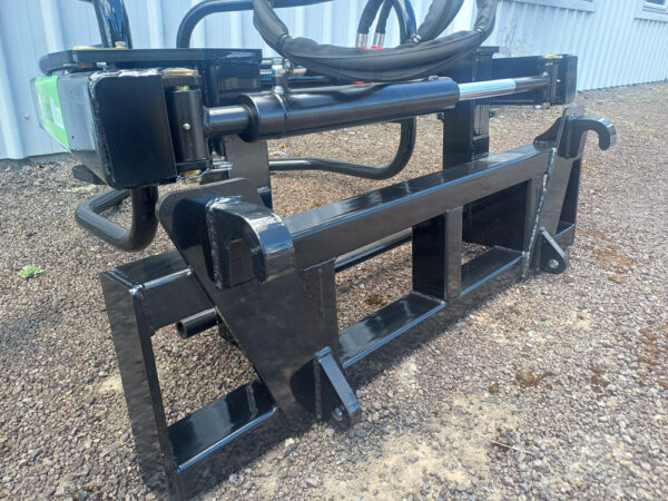 LandMax Euro Hitch Bale Grab - Image 15